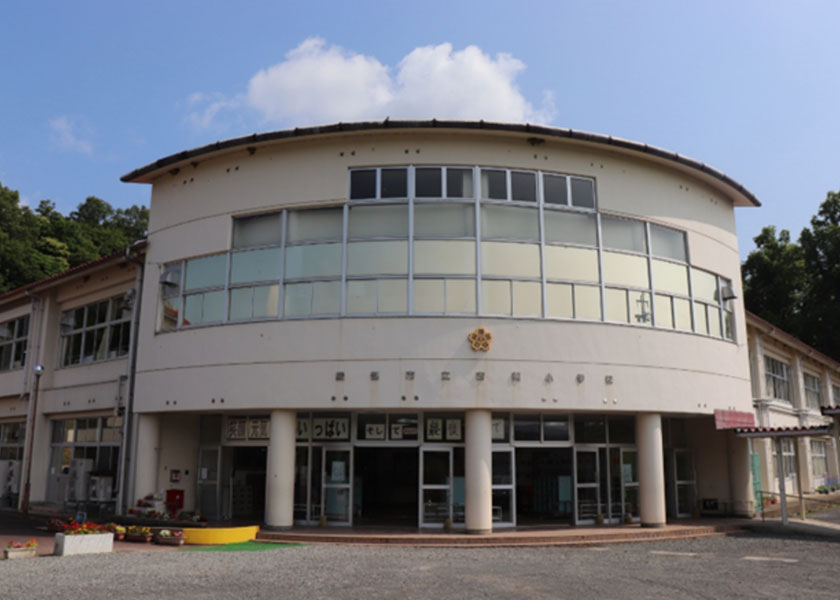 吉美小学校